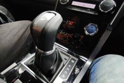 Cerita Pengalaman Pemilik Toyota Veloz Hybrid, Apa Plus Minusnya?