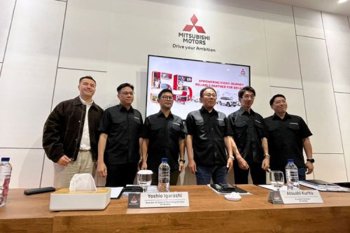 Mobil Hybrid Mitsubishi Siap Meluncur Semester II/2026