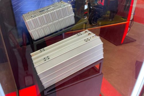 Konsekuensi Saat Berhenti Sewa Baterai Motor Listrik
