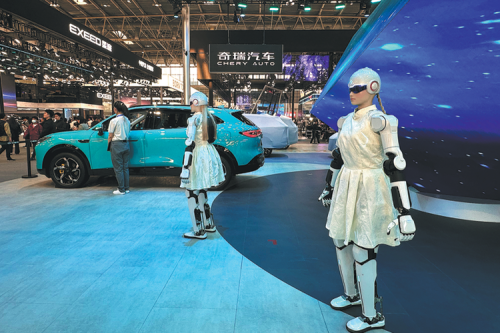 BYD, Robot Humanoid BYD Segera Meluncur, Siap Sambut Konsumen di Diler
