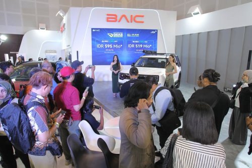 BAIC, BAIC Perkenalkan BJ30 Hybrid di Surabaya