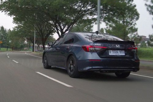Kencang dan Halus, Begini Rasa Berkendara Civic RS e:HEV