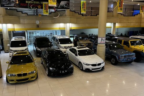 Pasar Mobil Bekas Indonesia Mulai Pulih di 2025