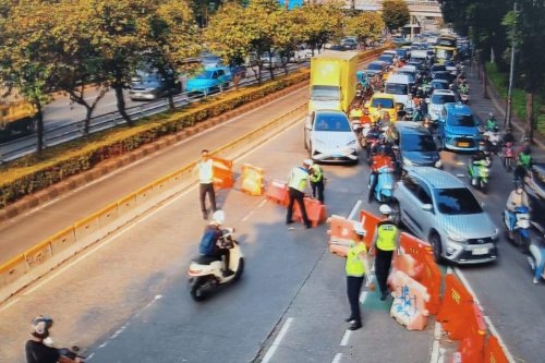 Rute Alternatif Hindari Macet di Gatot Subroto Imbas Demo Hari Ini