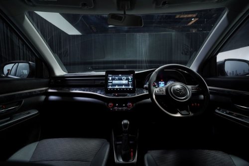 Suzuki Bidik Penjualan XL7 2.200 Unit di GIIAS 2026