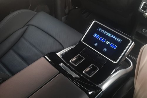 Impresi Perdana Naik MV3-EV Pandu, Mobil Listrik Taktis Pertama Buatan Indonesia