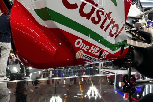 Lihat Motor Balap Joan Mir di IIMS 2026, Logo One Heart Pindah