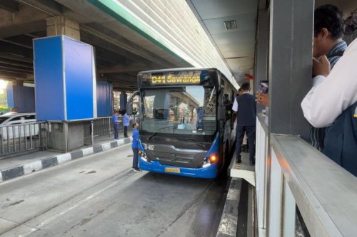 Mengapa Bus Transjabodetabek Sawangan-Lebak Bulus Lewat Tol Desari?