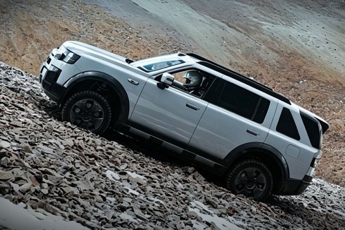 Freelander 8 Pecahkan Rekor Dunia, Tembus Ketinggian 6.002 Meter di Tibet