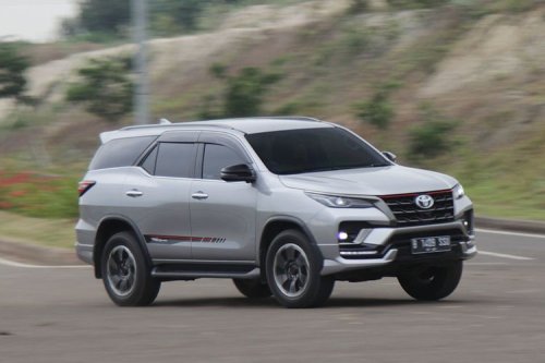 Perang Harga Mobil Listrik, Mobil Diesel Bekas Masih Tahan Badai
