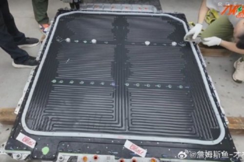 BYD, Blade Battery BYD Generasi Dibongkar Paksa di China