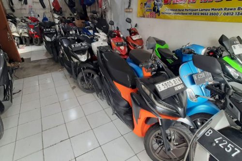 Rupiah Melemah, Pedagang Klaim Harga Motor Bekas Belum Terdampak