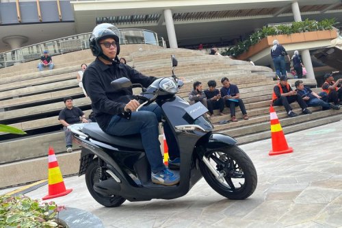 VinFast, Menjajal Tiga Motor Listrik VinFast, Begini Sensasi Mengendarainya
