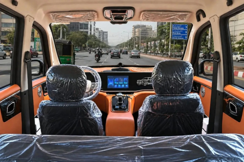 Mobil Listrik Bergaya Alphard Dari Pakistan Mulai Rp 160 Jutaan