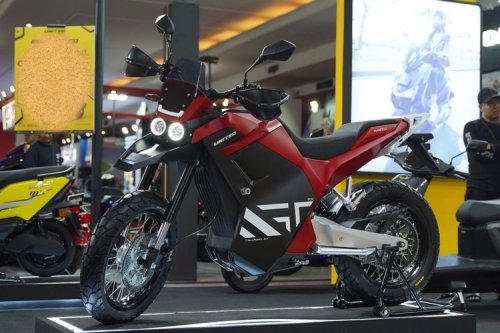 Spesifikasi United RX6000, Motor Listrik yang Bisa Ngecas di SPKLU