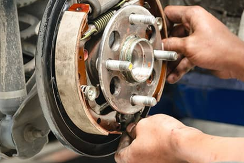 Kelebihan dan Kekurangan Rem Cakram dan Tromol