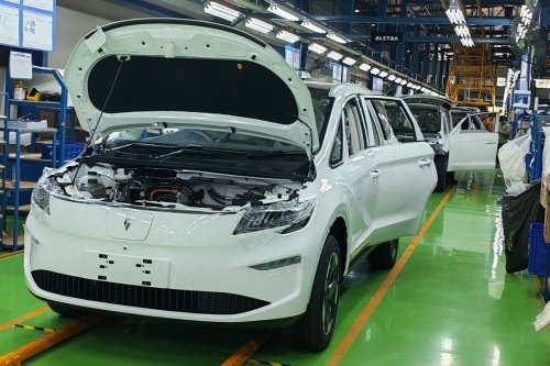 Aletra Nilai Ramainya MPV Listrik Bukan Ancaman