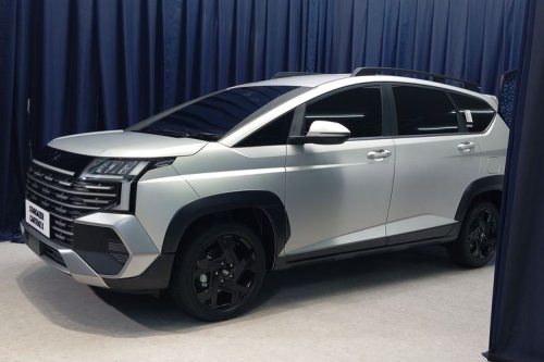 Suzuki , Penjualan Mobil LSUV Agustus 2025: Suzuki XL7 Naik, Rush Turun