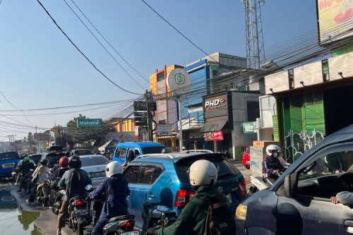 Macet Berkepanjangan di Sawangan, Solusi Tak Kunjung Hadir