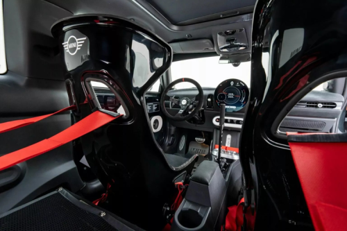 Modifikasi Mini JCW, Kolaborasi dengan Deus Ex Machina