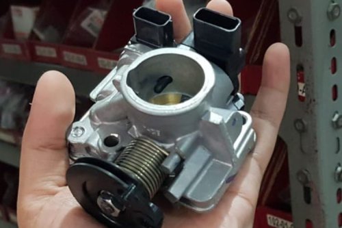 Stok Bensin Shell, Kehadiran Denza D9 PHEV