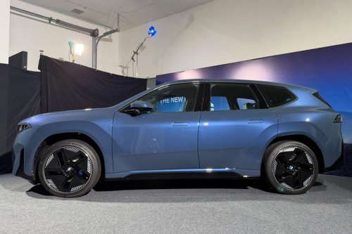 BMW, BMW iX3, BMW iX3 Hadir di GIIAS 2026, Simak Spesifikasi dan Kisaran Harganya