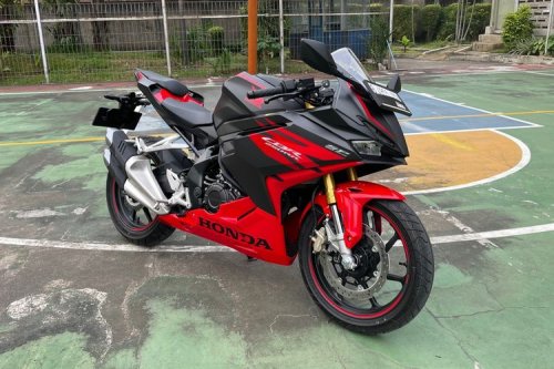 Motor Sport, Honda, Komparasi Motor Sport: QJMotor SRK 250 RA vs Honda CBR250RR