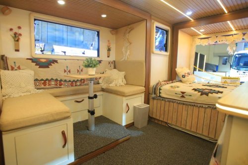 Isuzu Pajang ELF Campervan di GIIAS 2026, Potensi Kendaraan Komersial
