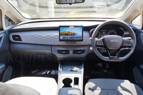 BYD, BYD M6 DM Classic: Intip Varian Keluarga PHEV Termurah BYD