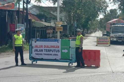 Jalur Semarang–Purwodadi Terputus Banjir: Ini Jalur Alternatif yang Bisa Dilalui