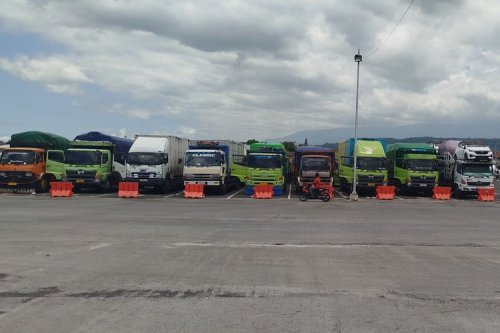 Kendaraan Pribadi dan Truk Sumbang Polusi Terbesar di Indonesia