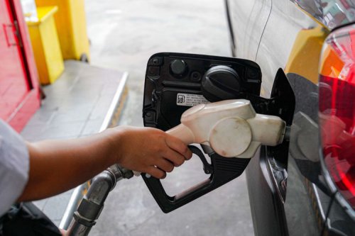 Benarkah Kecepatan Pengisian Nozzle di SPBU Mempengaruhi Isi BBM?