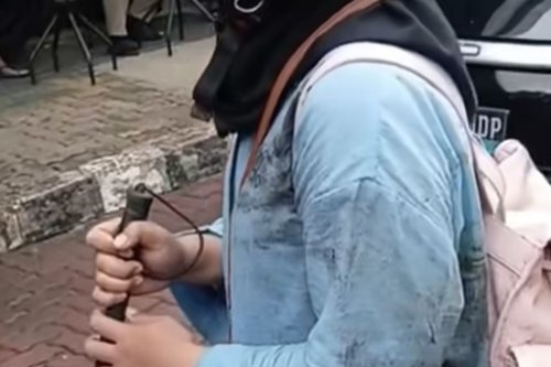 Respons Transjakarta atas Video Viral Penumpang Disabilitas Terjatuh ke Got