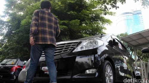Punya Toyota Alphard Tahun Produksi Ini? Mending Langsung Cek ke Bengkel!