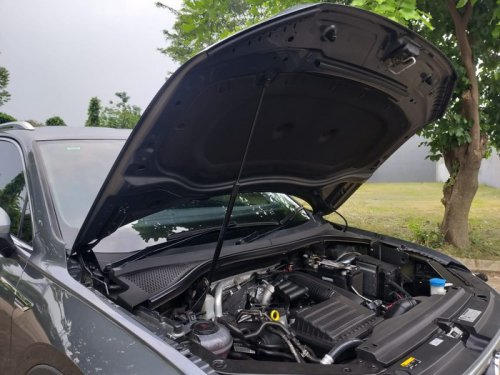 Kap Mesin Mobil Dibuka saat Istirahat Mudik di Rest Area, Emang Masih Perlu?