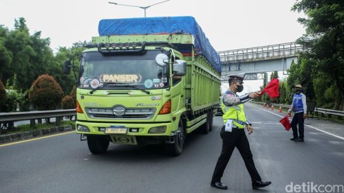 Pemerintah Bentuk Tim Khusus Berantas Truk ODOL: Jam Kerja Sopir Bakal Dibatasi