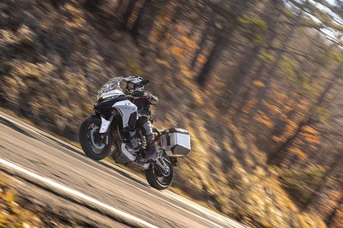 Cuci Gudang! Beli Ducati Akhir Tahun, Ada Harga Khusus Cuma Rp 200 Juta