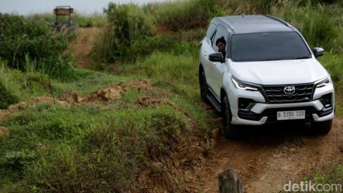 Kode Toyota Fortuner 2.8 L yang Terdaftar di RI Nambah, Mau Ada Model Baru?
