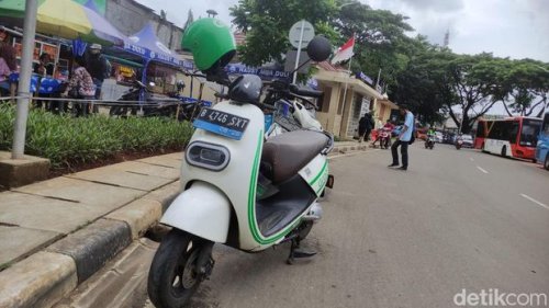 BBM Terancam Naik, Ojol Siap-siap Hijrah ke Motor Listrik