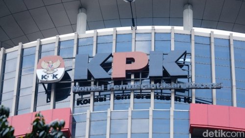 Isi Garasi Kakanwil Imigrasi Jabar yang Terjaring OTT KPK