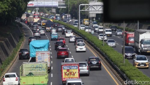 2,9 Juta Kendaraan Diprediksi Bergerak Keluar Jakarta saat Libur Nataru
