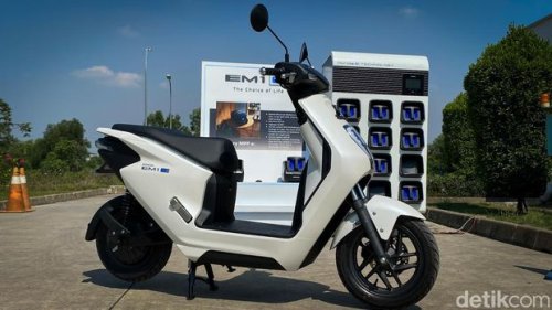 Yamaha, Honda, Honda e, Skutik Listrik Baru Yamaha Kembaran Honda EM1 e: Resmi Dijual, Harga Rp 17 Juta