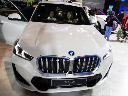 BMW Recall 70 Ribu Mobil Listrik, Ada Apa?