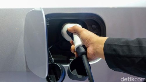 Insentif Mobil Listrik, Harga Mobil Listrik Impor Diprediksi Naik 30% Usai Insentif Dicabut