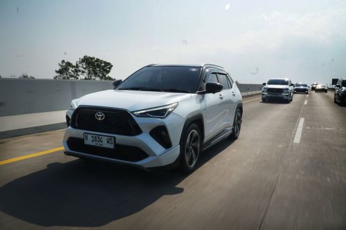 Honda, Perbandingan Harga Honda HR-V Hybrid Vs Yaris Cross Hybrid