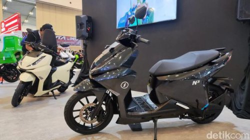 Test Ride Alva N3, Motor Listrik Praktis dengan Sentuhan Futuristis