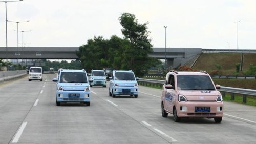 Daftar Mobil Listrik di Bawah Rp 300 Juta dan Jarak Tempuhnya