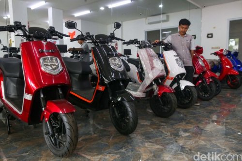 Subsidi Motor Listrik Masih Digantung, Kapan Berlakunya?