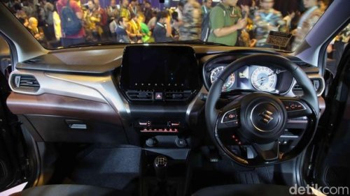 Suzuki , Suzuki Fronx, Honda, Perang Fitur dan Teknologi Suzuki Fronx vs Rocky-Raize, Honda WR-V, Siapa Paling Canggih?