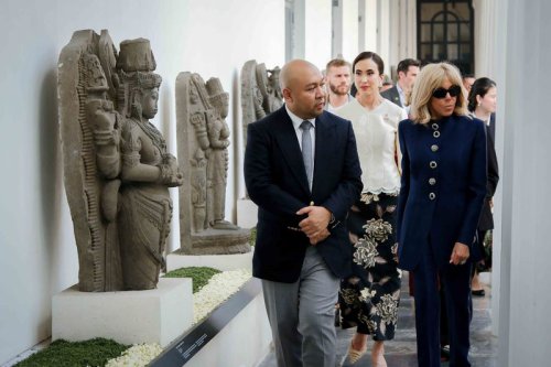 Didit Prabowo Gelar Pameran Karya Desainer RI, Brigitte Macron Terkesima